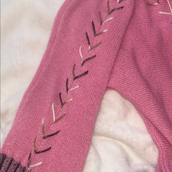 Pink and Brown Knit Sweater with Geometric Design - Picture 4 of 6